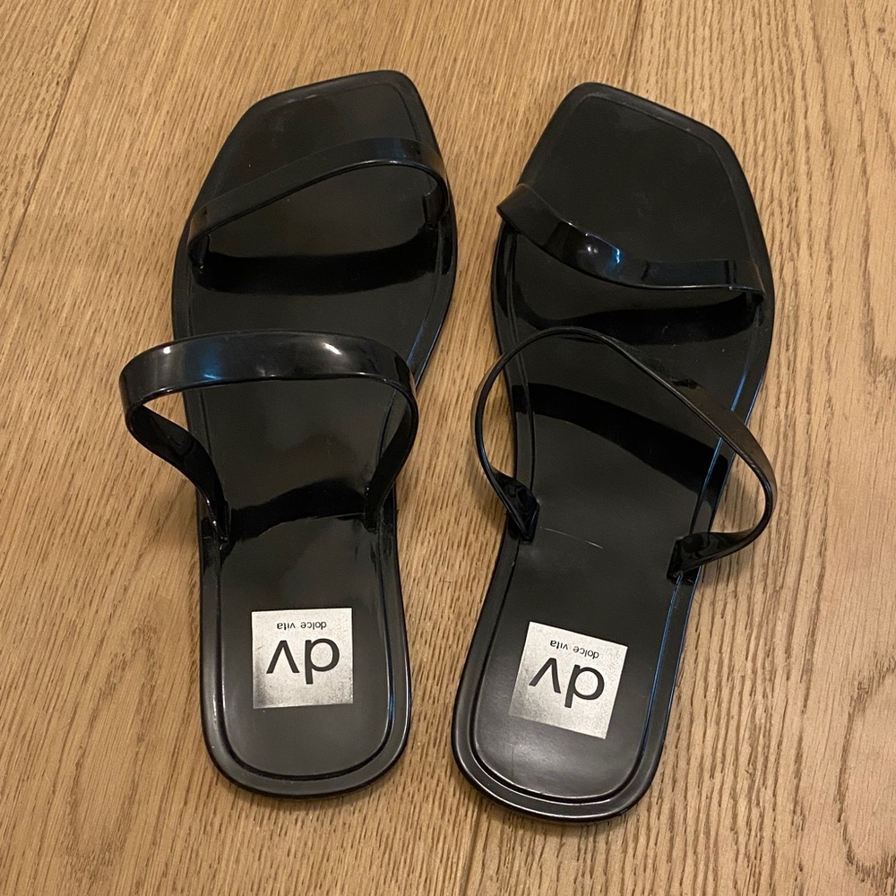 DV by Dolce Vita Glossy Black Jelly Sandals